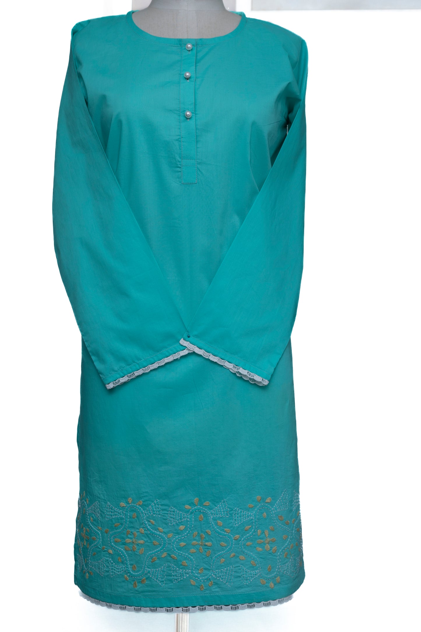 Ready to wear Lawn Kurta - Hunarcrafting Kurta - Embraided Front