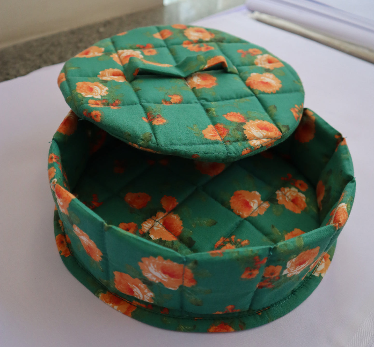 Handmade Cotton Roti/Chapati Quilted Bag Traditional Hotpot Bread Container – Bread Box – Roti Box – Roti Container
