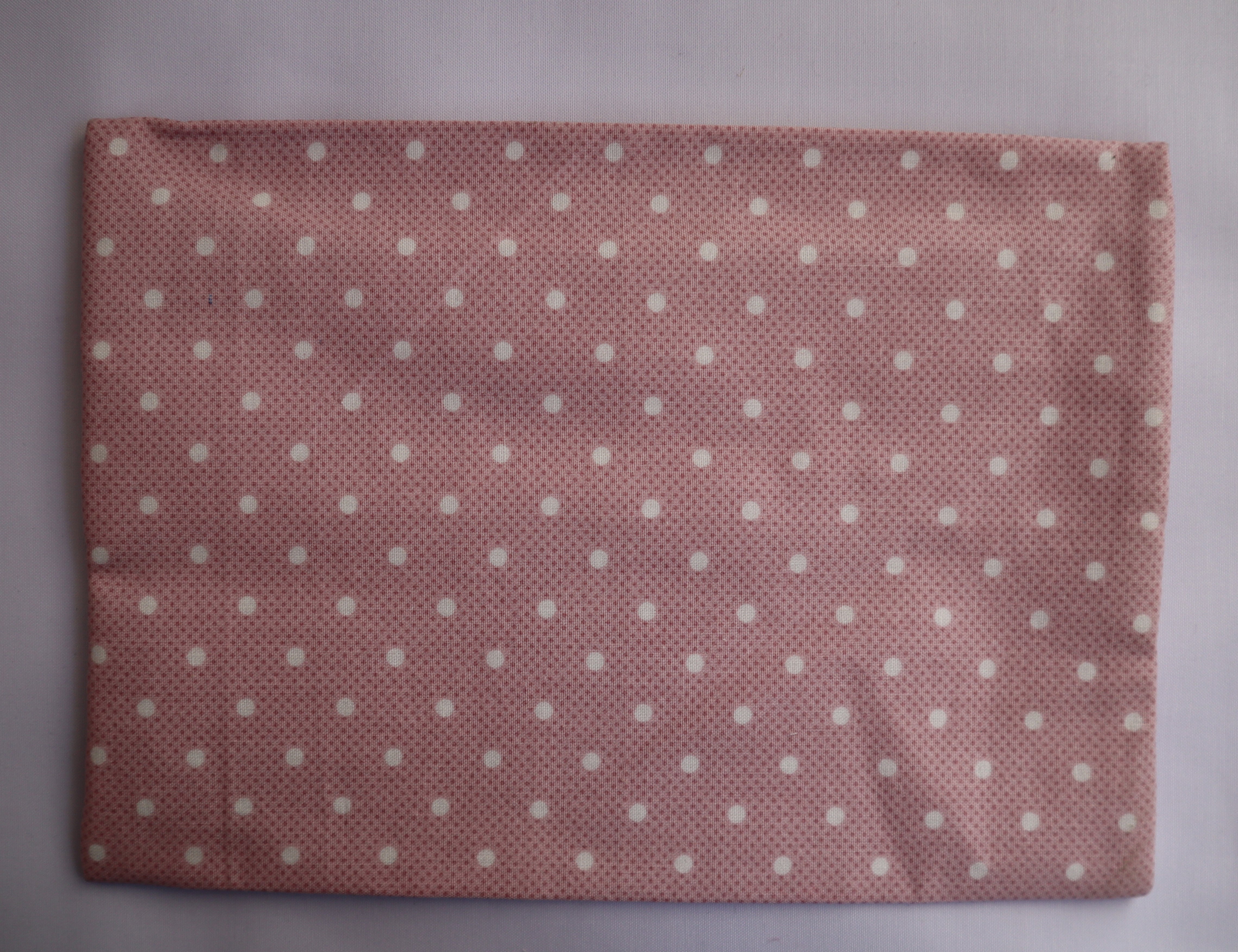 Funda de caja de pañuelos hecha a mano - Funda de caja de pañuelos cosida a mano - Bordada - Hunar Crafting Handmade Tissue Box
